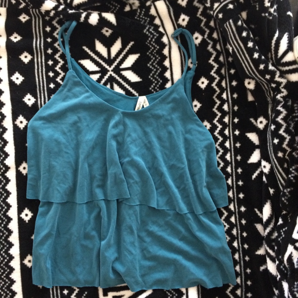 Blue crop top 💙
